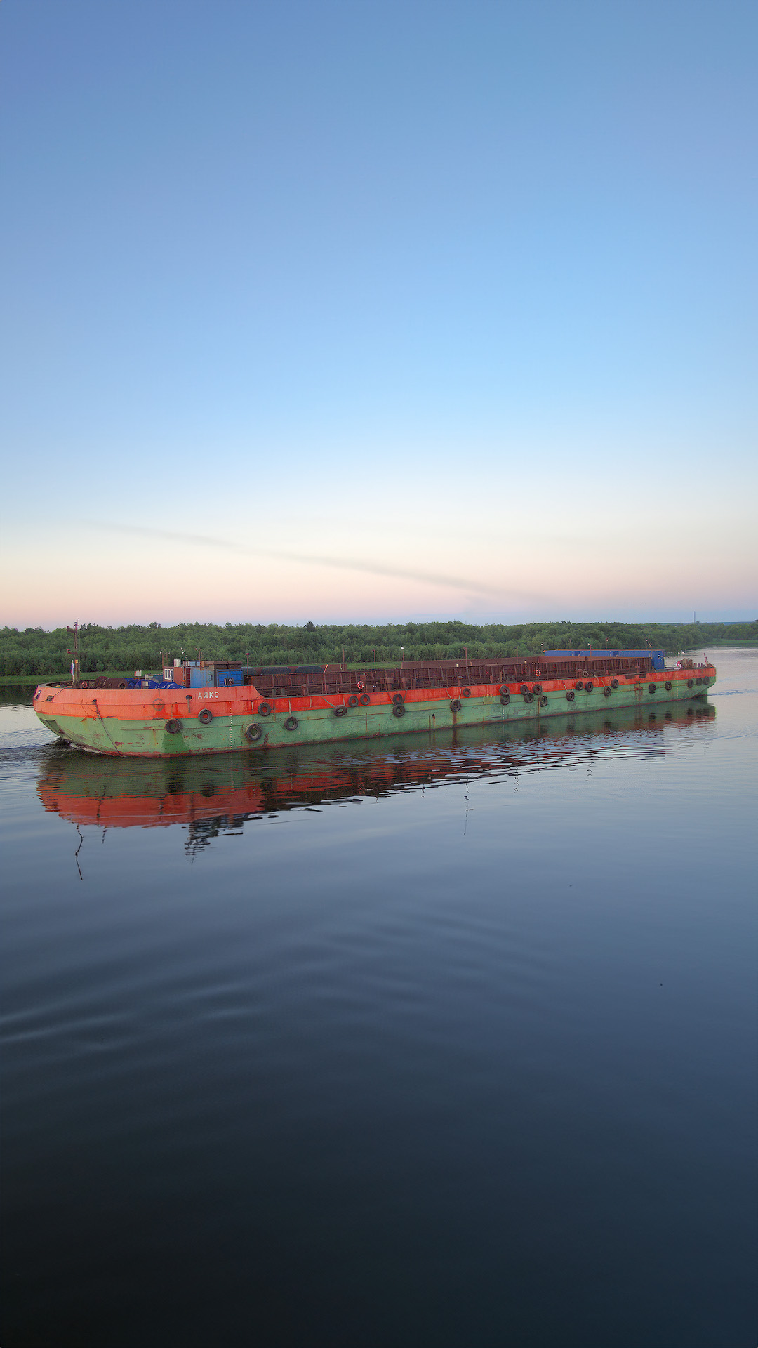 Несамоходная баржа 